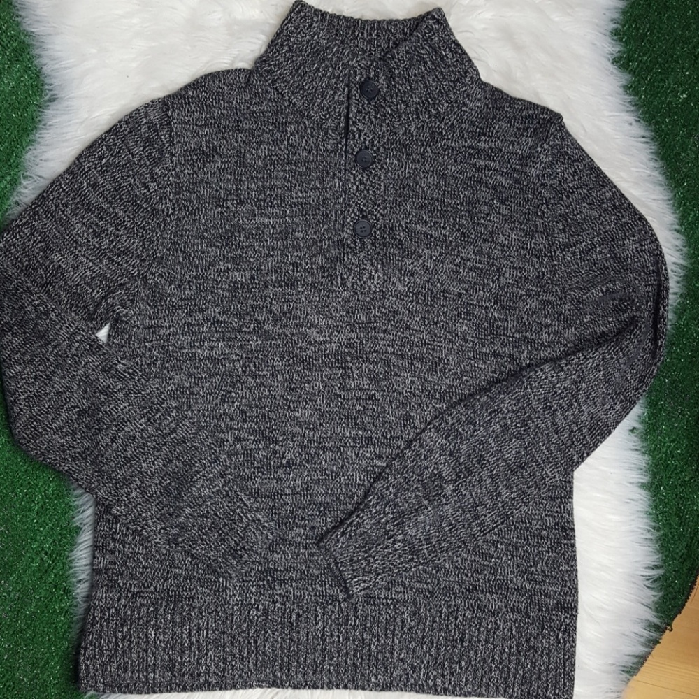 Merona gray three button sweater size Medium